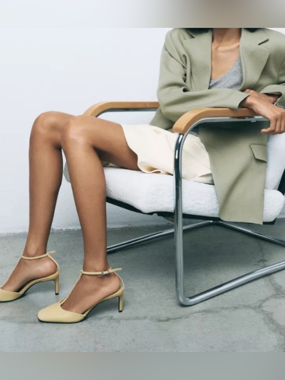 Cream/light yellow ankle-strap pumps